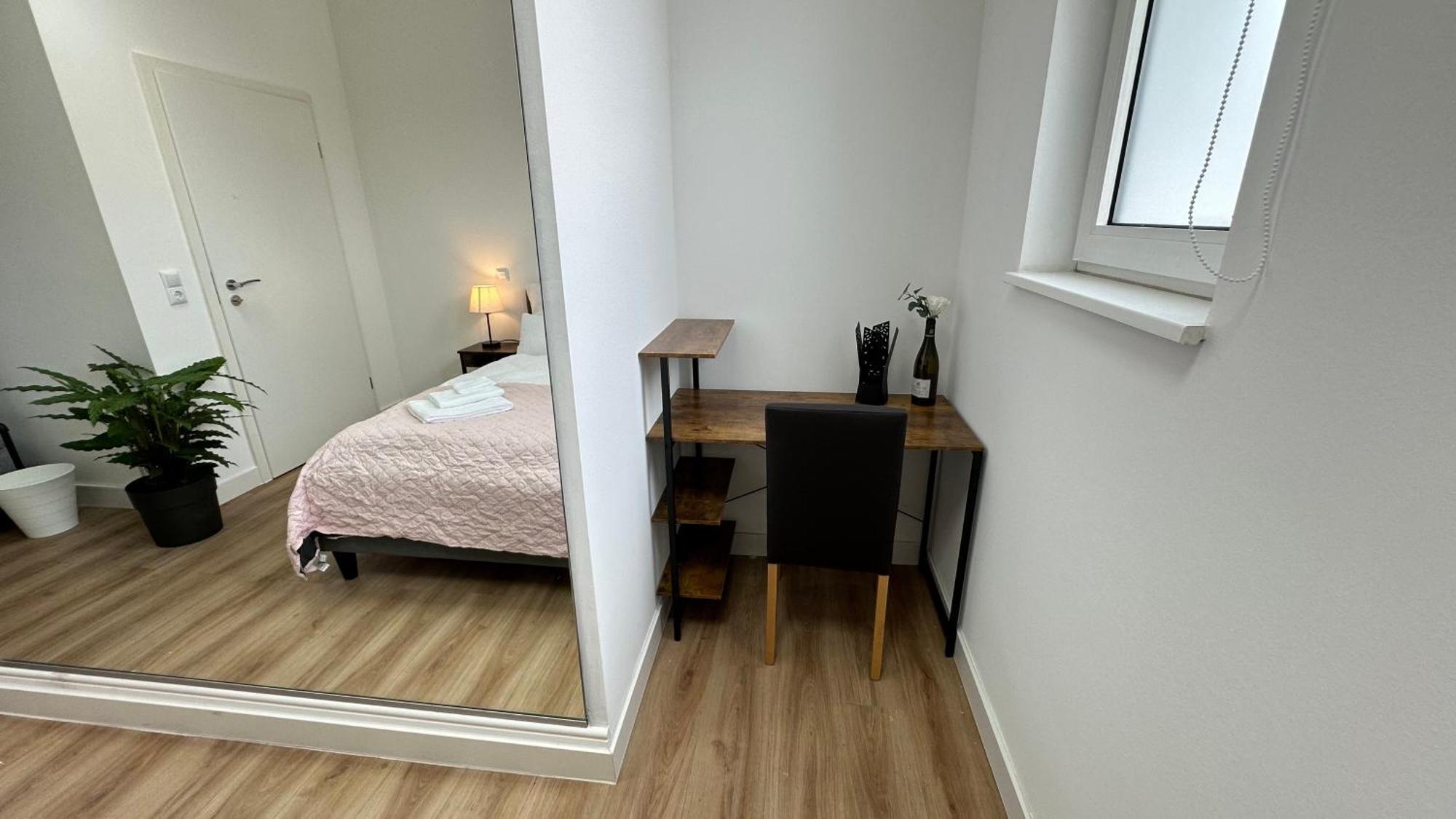 Das Loft - Sauna - 4 Schlafzimmer - 2 Baeder - Stadtmitte - 2 Parkplaetze Шпейер Экстерьер фото